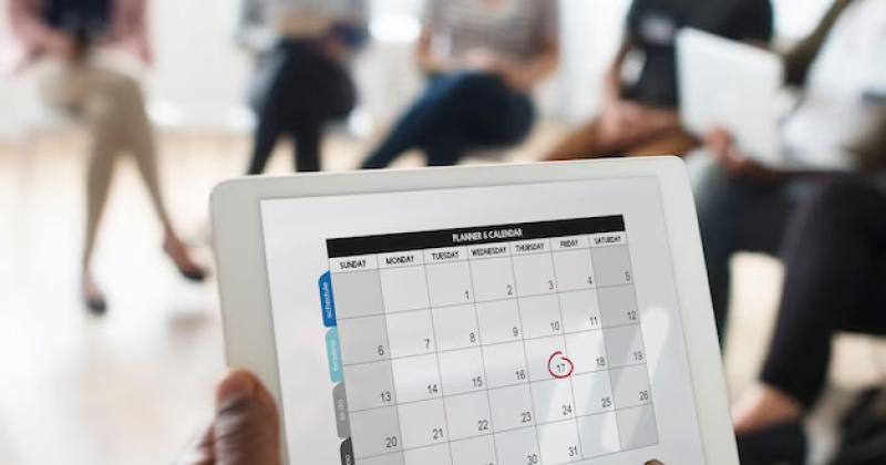 5- Choose a resignation date