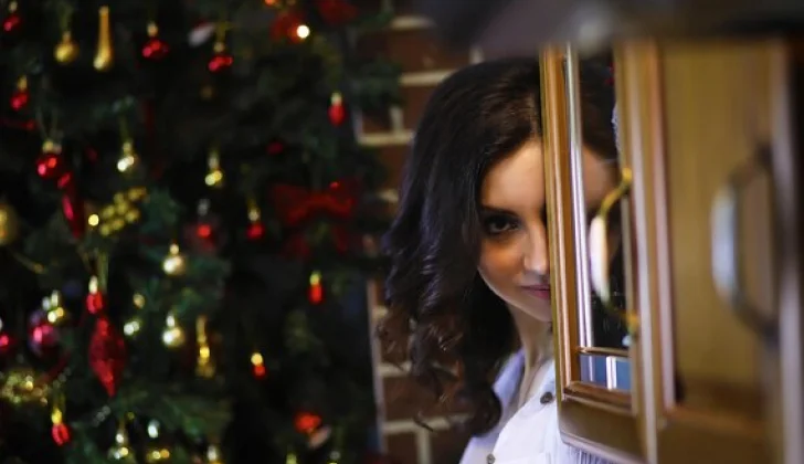 going to Escape room with co-workers during Christmas