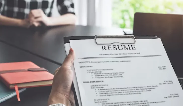 Best Colors for Resumes Make a - Teasting For Readability.webp