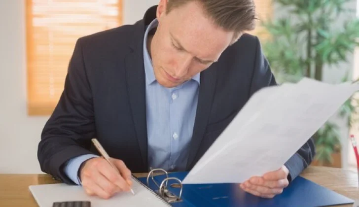 an employee filling a complaint