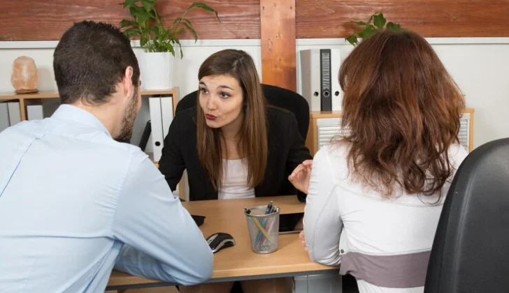 a hiring recruiter talking to candidates