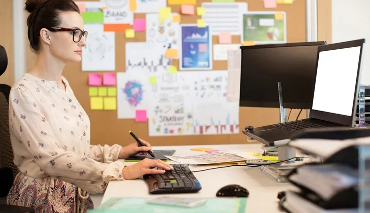 an employee working in the office