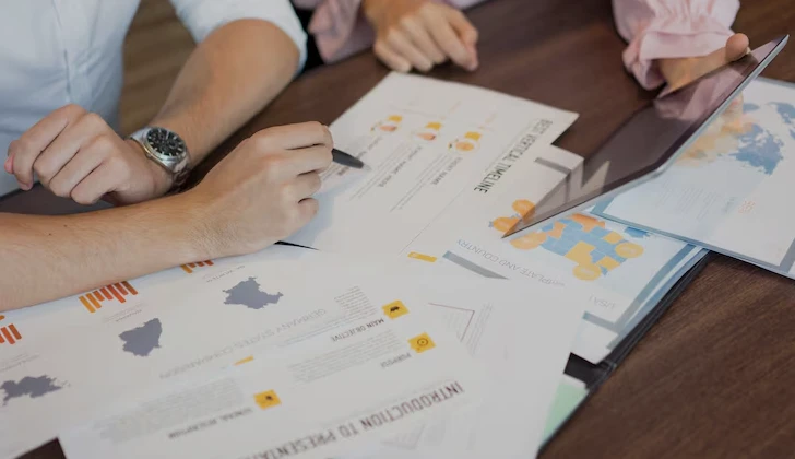 employees checking analytics
